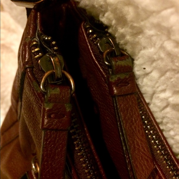 Simply Vera Handbag (color true to photos) - Picture 7 of 8